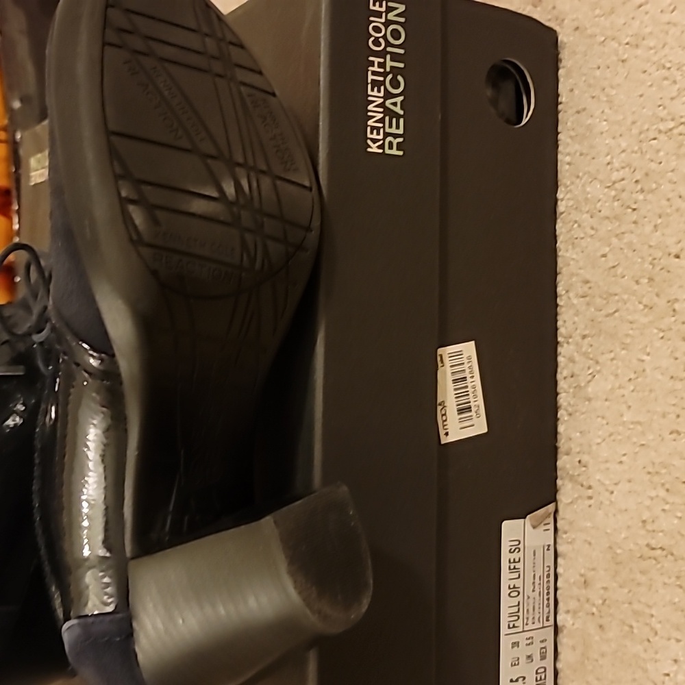 Shoes - Picture 3 of 3